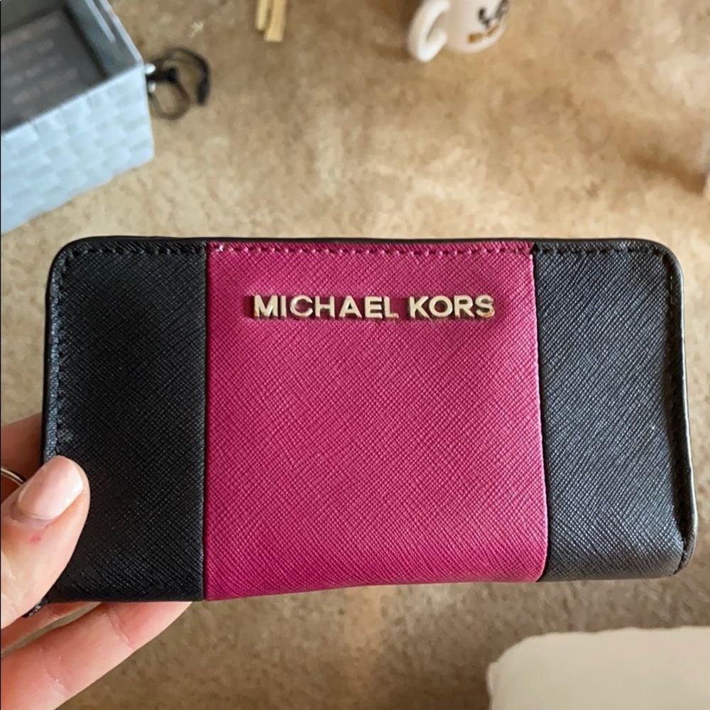 Michael Korea’s Wallet
